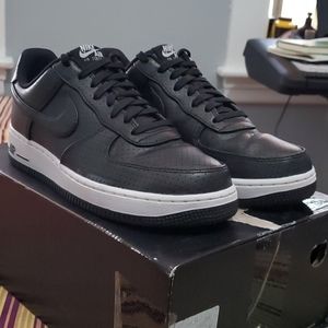 Nike air force 1 '07 LV8 low black leather